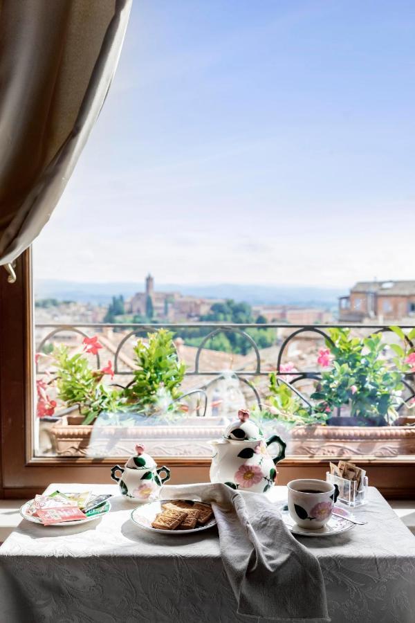 シエーナ Residenza D'Epoca Palazzo Borghesi Bed & Breakfast エクステリア 写真