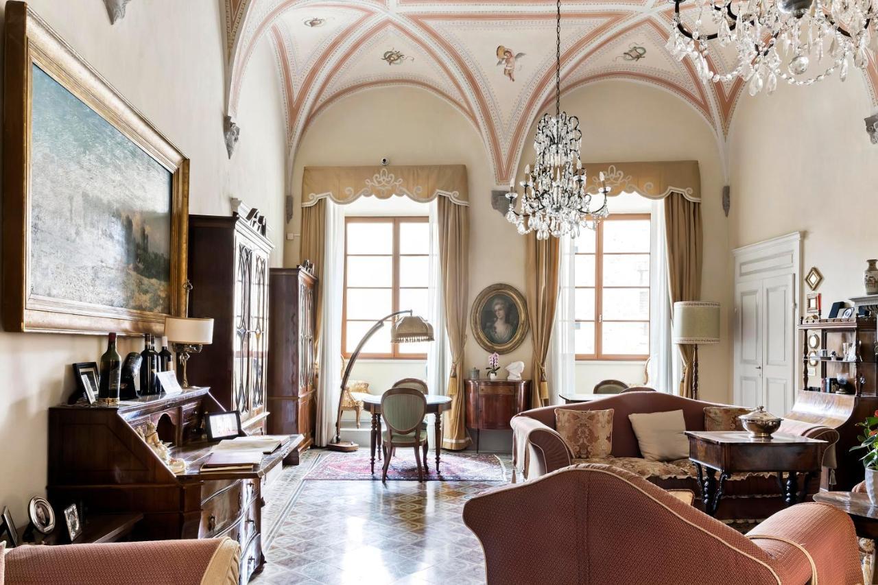 シエーナ Residenza D'Epoca Palazzo Borghesi Bed & Breakfast エクステリア 写真