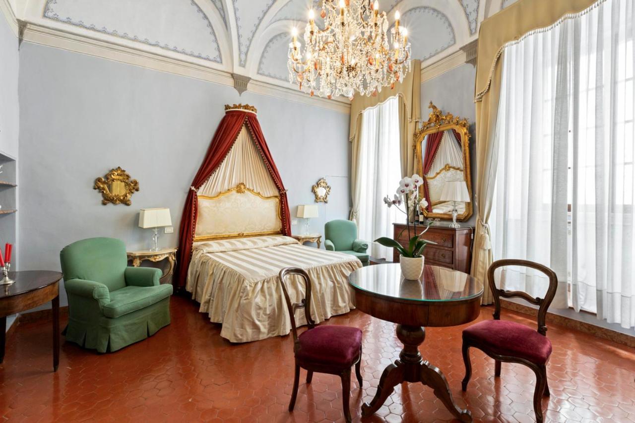 シエーナ Residenza D'Epoca Palazzo Borghesi Bed & Breakfast エクステリア 写真